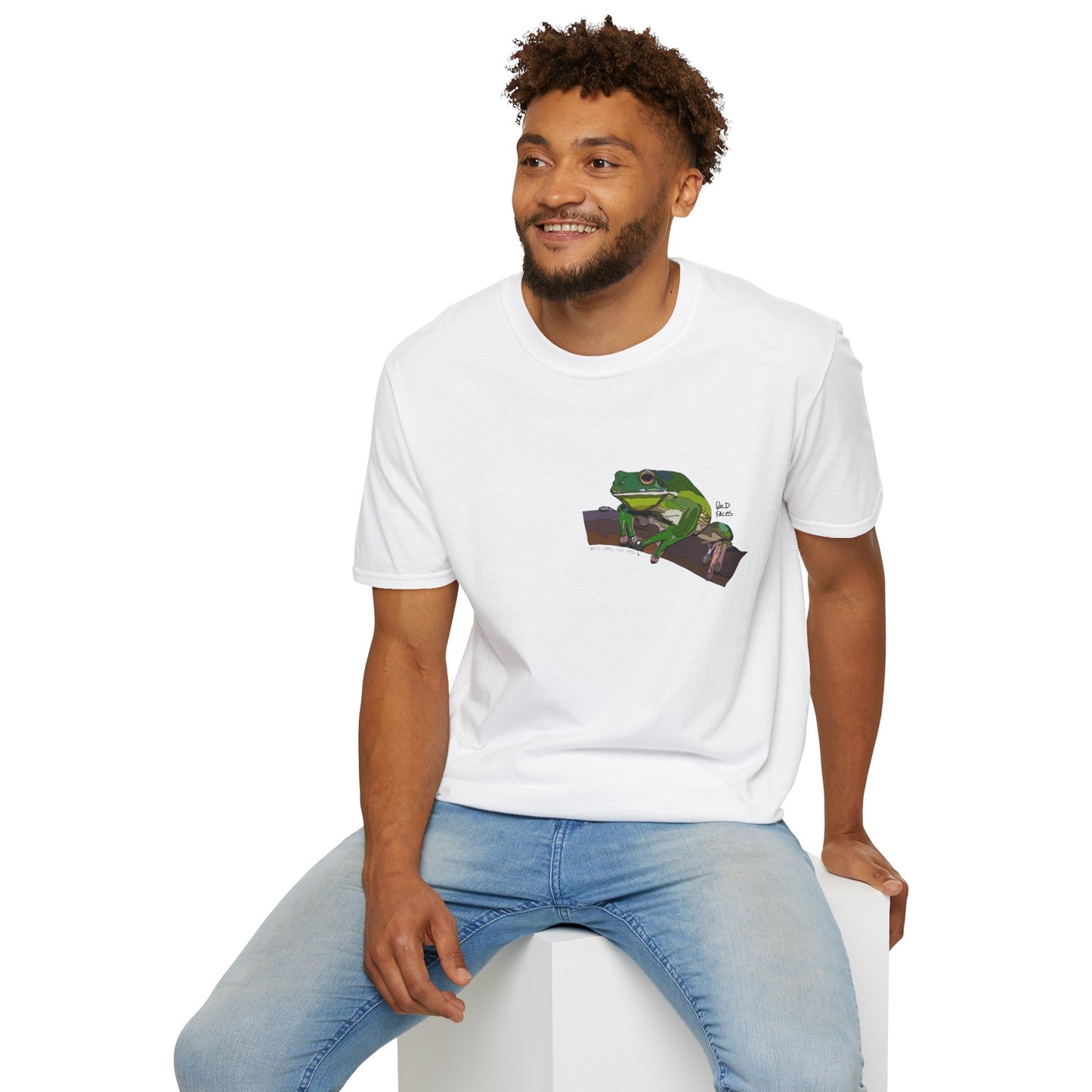 White-lipped Tree Frog - Small design - Unisex Softstyle T-Shirt