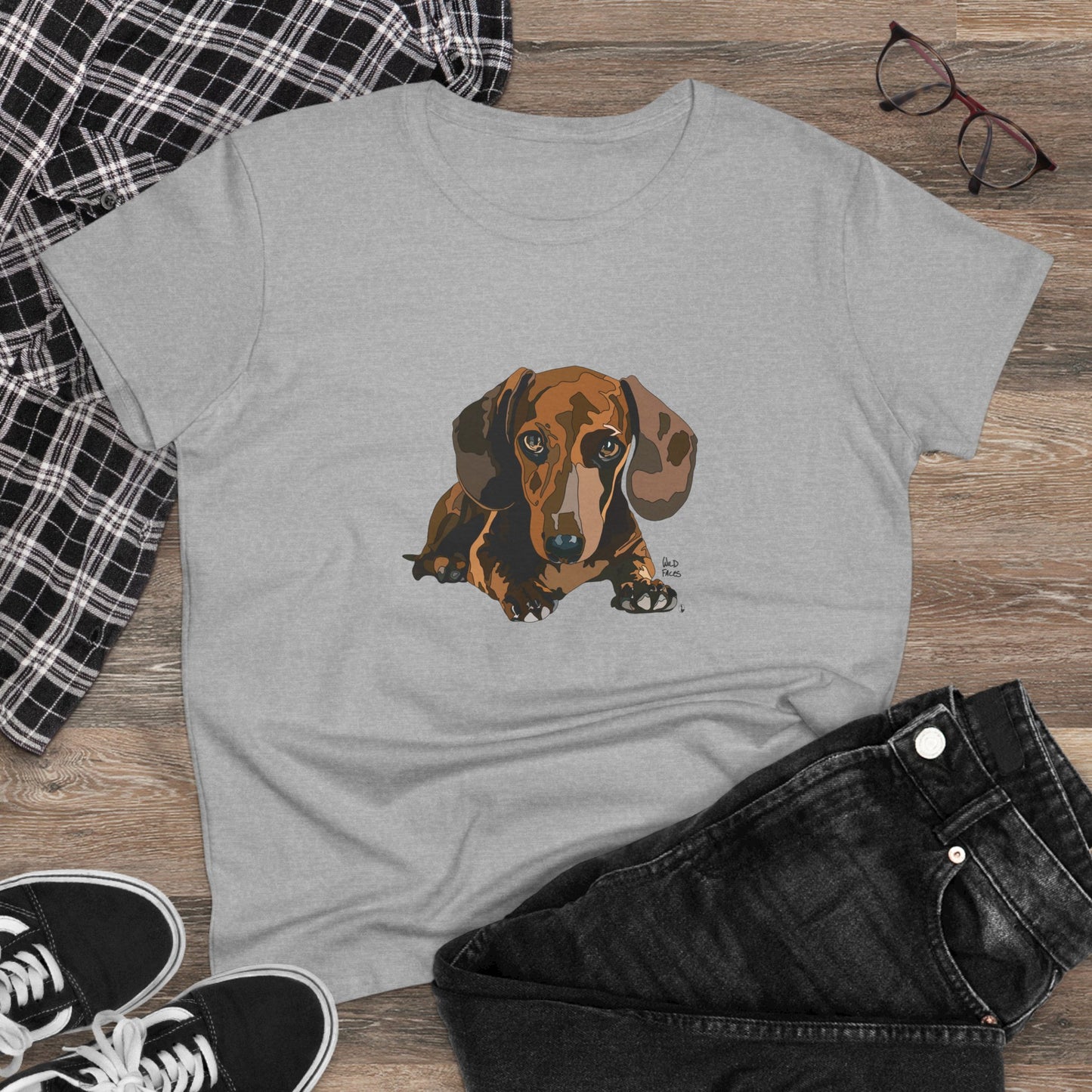 Dachshund (body) - Women's Midweight Cotton Tee