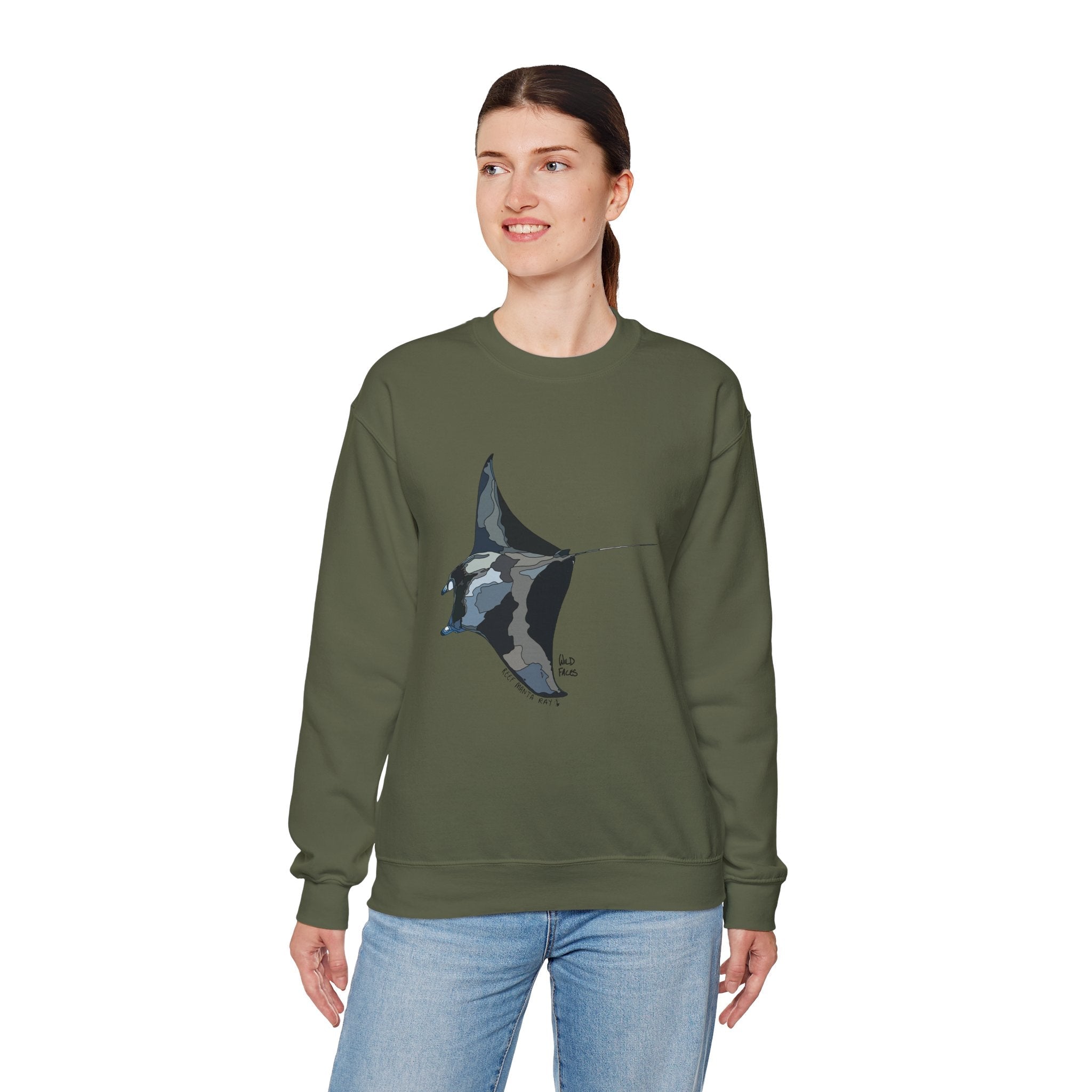 Reef Manta Ray | Unisex Heavy Blend™ Crewneck Printify