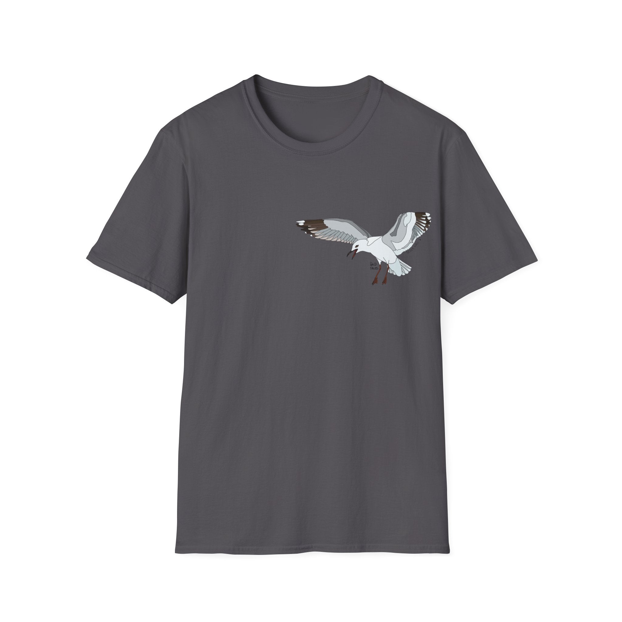 Silver Gull - in flight - Small design - Unisex Softstyle T-Shirt
