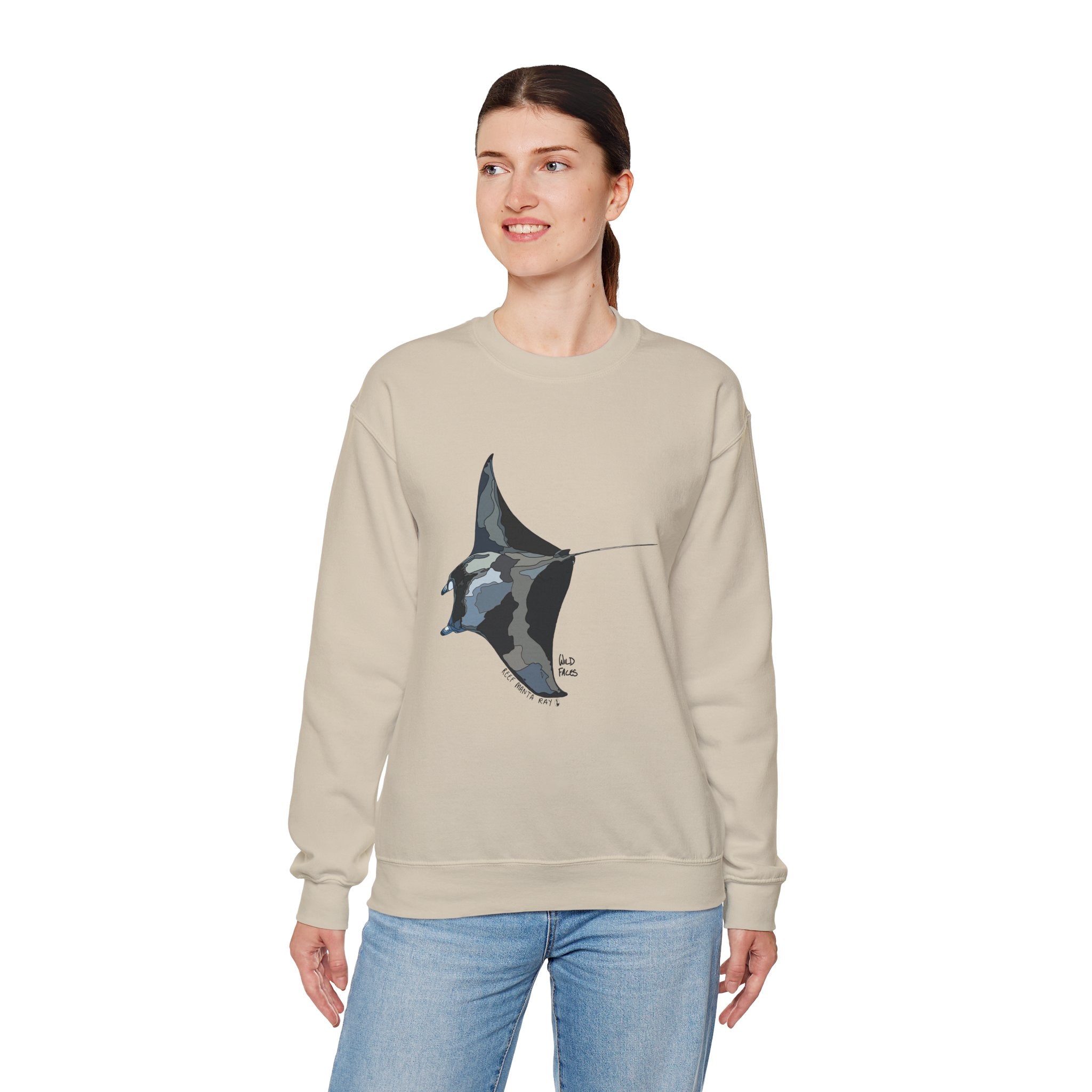 Reef Manta Ray | Unisex Heavy Blend™ Crewneck Printify