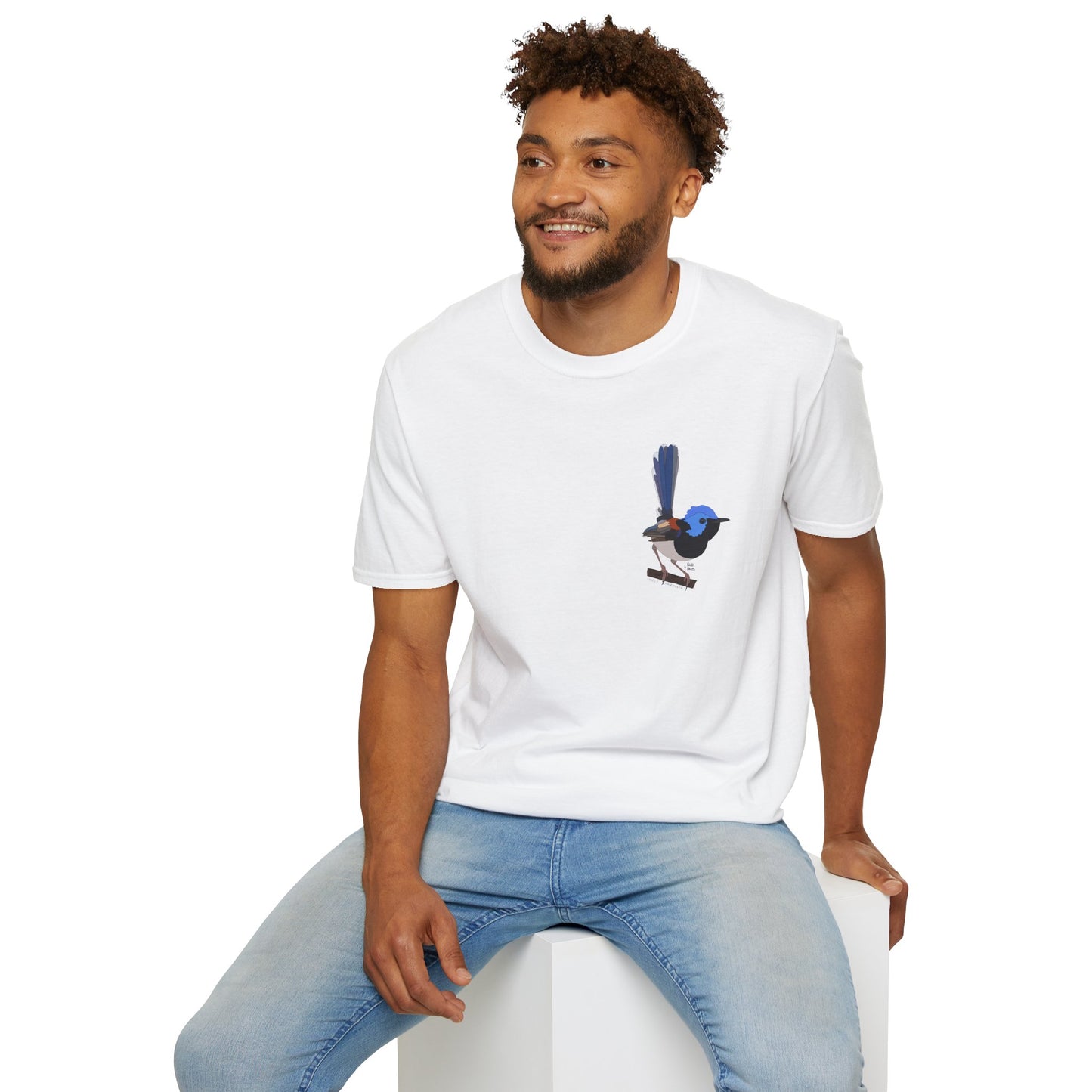 Lovely Fairy-wren - Small design - Unisex Softstyle T-Shirt