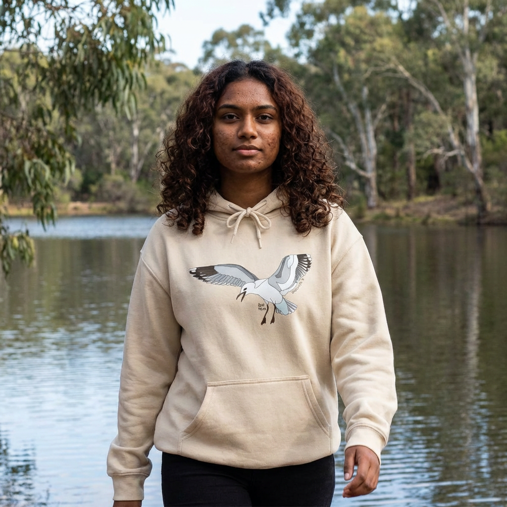 Silver Gull - in flight | Unisex Heavy Blend™ Hooded Sweatshirt