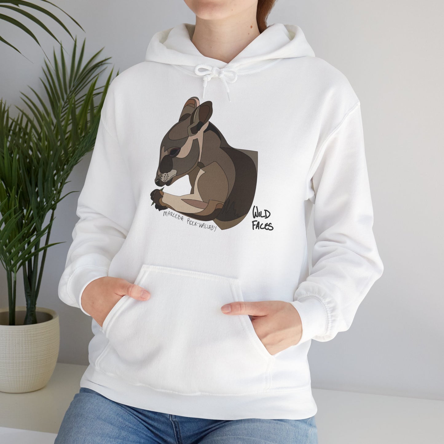 Mareeba Rock-wallaby | Unisex Heavy Blend™ Hooded Sweatshirt