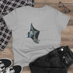 Reef Manta Ray - Women's Midweight Cotton Tee Printify